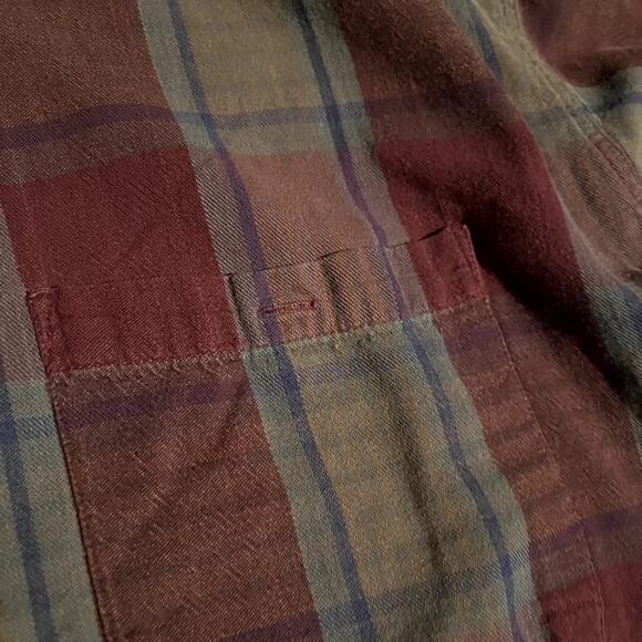 L Vintage plaid 90's Soft Cotton Button Down - Picture 4 of 6